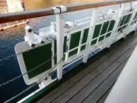 Kapal pelayaran untuk dijual