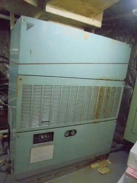Kapal rondaan untuk dijual