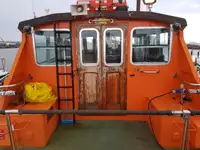 Kapal penyelamat untuk dijual