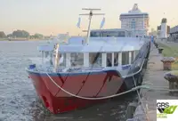 Kapal pelayaran untuk dijual