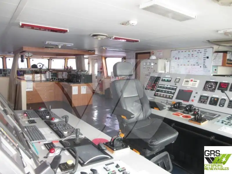Kapal bekalan untuk dijual