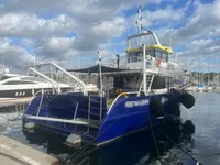 Kapal tinjauan untuk dijual
