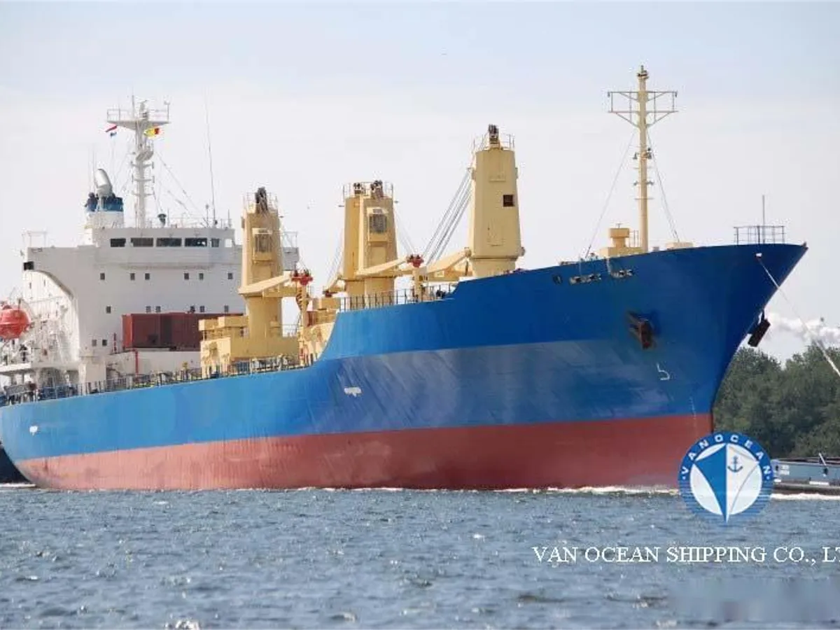 Kapal peti sejuk untuk dijual