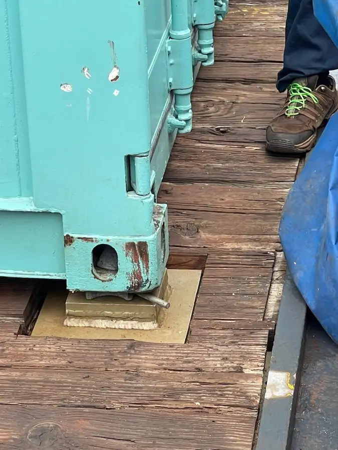 Kapal kontena untuk dijual