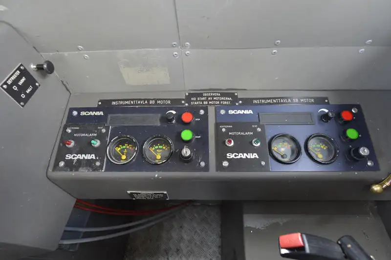 Kapal tentera laut / kapal tentera untuk dijual