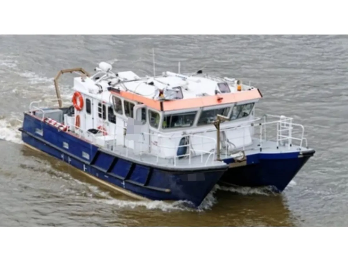 Kapal tinjauan untuk dijual