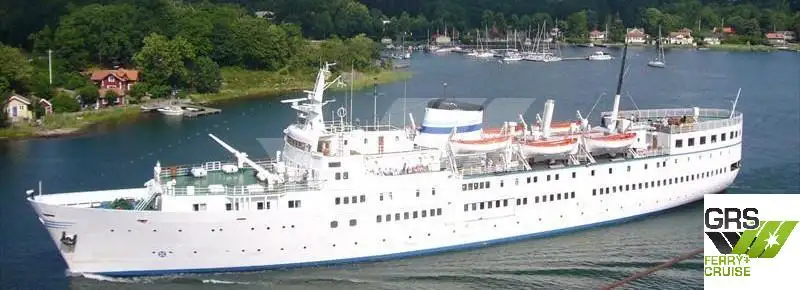 Kapal pelayaran untuk dijual