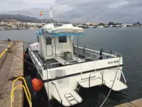 Kapal kerja untuk dijual