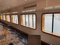 Kapal feri untuk dijual