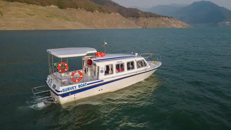 Kapal pelayaran untuk dijual