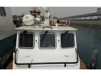 Kapal kerja untuk dijual