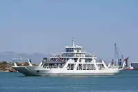 Kapal feri untuk jualan