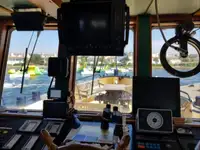 Kapal rondaan untuk dijual