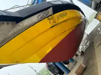 Kapal anak kapal untuk dijual