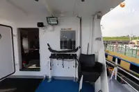 Hotel terapung untuk dijual