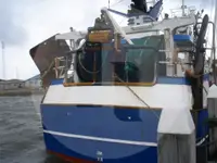 Kapal pukat tunda untuk dijual