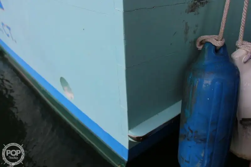 Kapal pemprosesan ikan untuk dijual