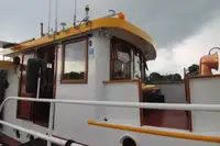 Kapal pelayaran untuk dijual