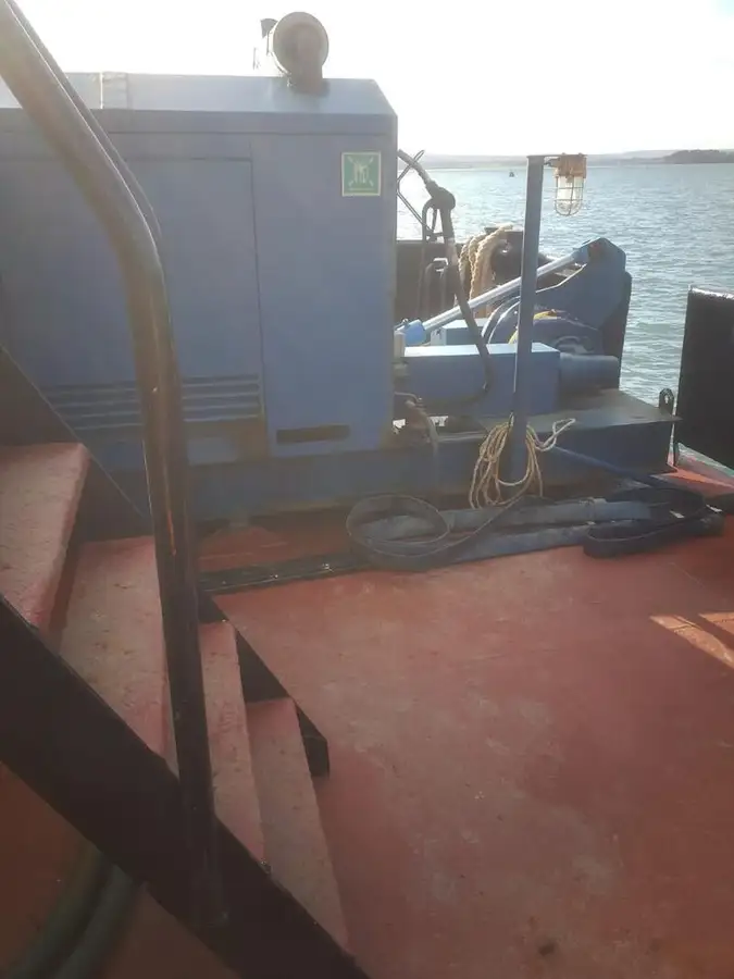 Kapal pengorek untuk dijual