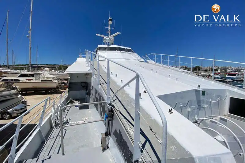 Kapal layar untuk dijual
