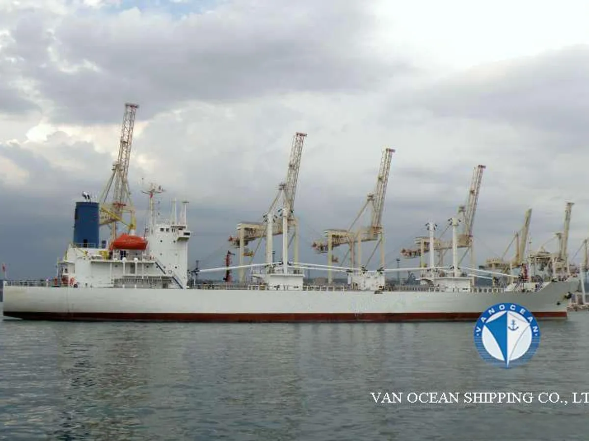 Kapal peti sejuk untuk dijual
