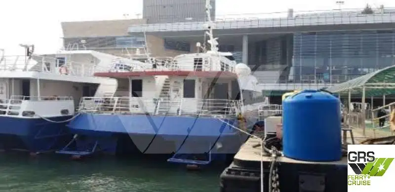 Kapal pelayaran untuk dijual