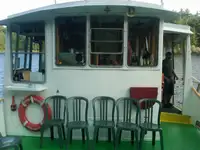 Kapal pelayaran untuk dijual