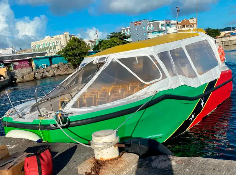 Kapal feri untuk dijual