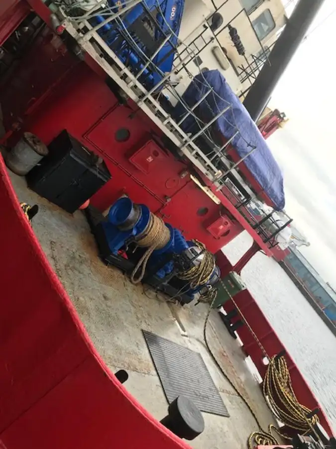 Kapal pengorek untuk dijual