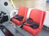 Kapal pelayaran untuk dijual