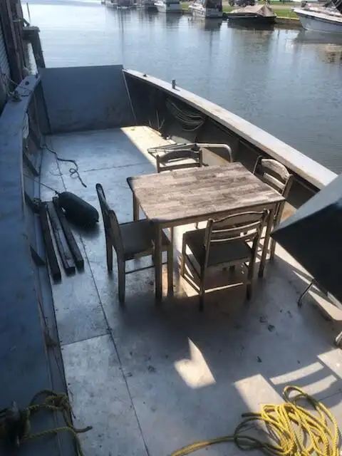 Kapal pendaratan, tangki untuk dijual