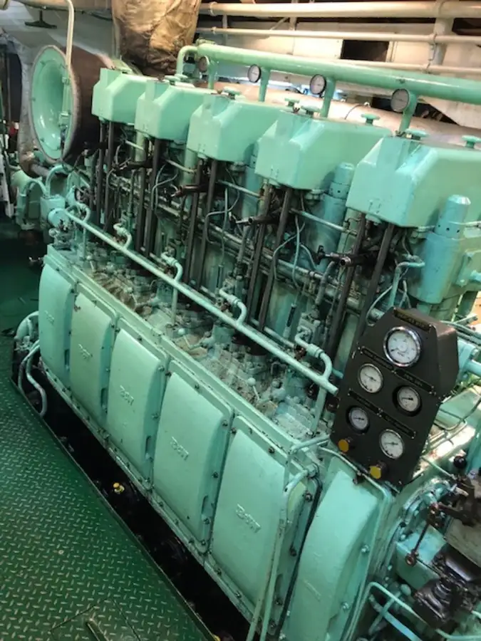 Kapal tunda untuk dijual