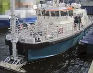Kapal anak kapal untuk dijual