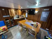 Kapal kontena untuk dijual