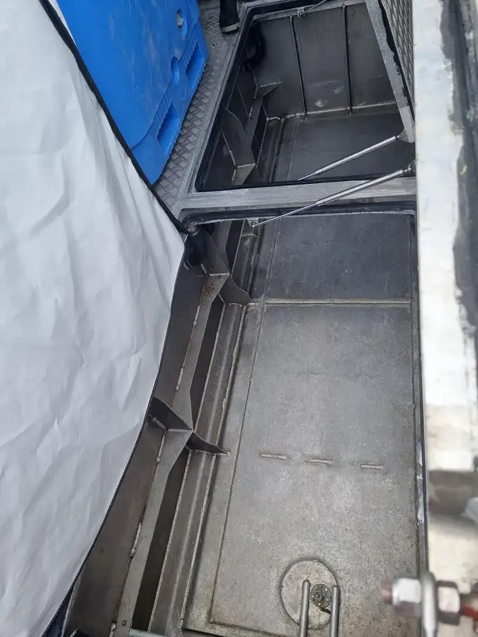 Kapal penumpang untuk dijual