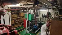 Kapal bekalan untuk dijual