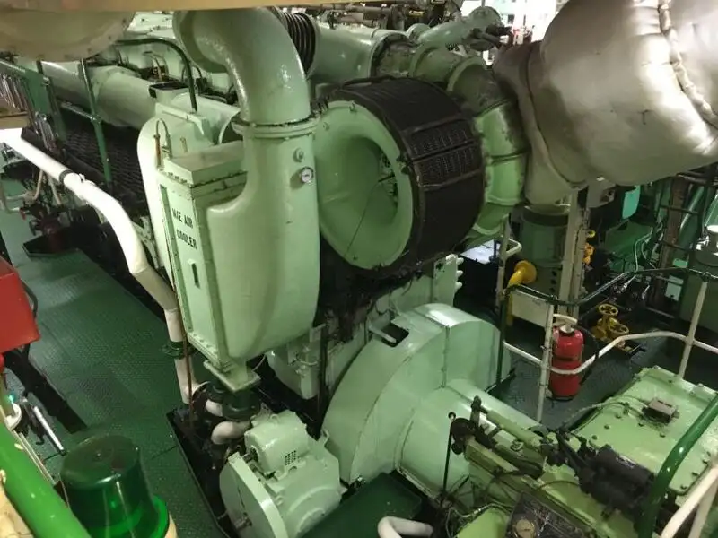 Kapal Bekal Pantas (FSV) untuk dijual