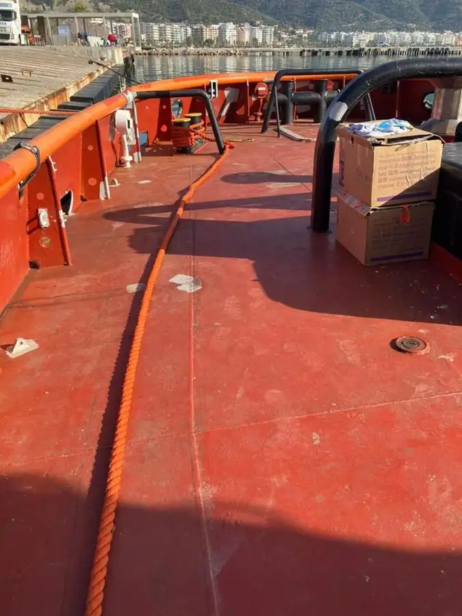 Kapal tunda untuk dijual