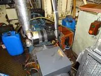 Kapal kerja untuk dijual