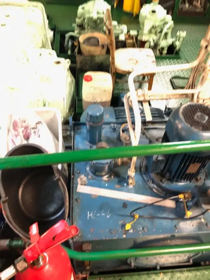Kapal tunda untuk dijual