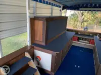 Kapal pelayaran untuk dijual