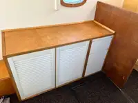 Kapal kerja untuk dijual