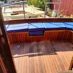 Kapal pelayaran untuk dijual