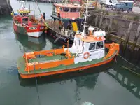 Kapal tunda untuk dijual
