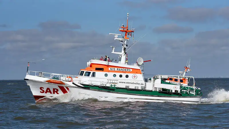 Kapal penyelamat untuk dijual