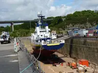 Kapal kontena untuk dijual