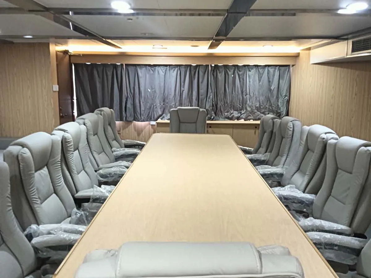 Kapal layar untuk dijual