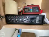 Kapal pelayaran untuk dijual