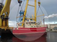 Kapal memancing untuk dijual