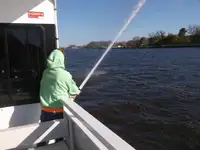 Kapal feri untuk dijual